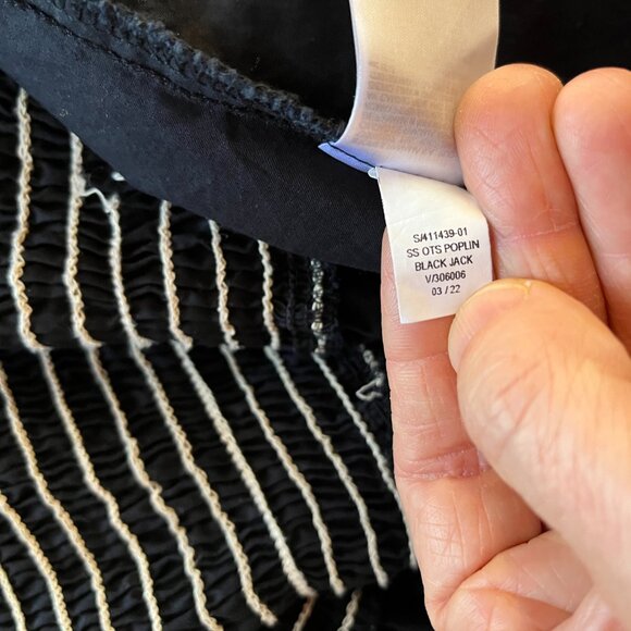 Old Navy XL Fit & Flare Off-The-Shoulder Puff-Sleeve Smocked Cotton-Poplin Dress - Picture 9 of 9